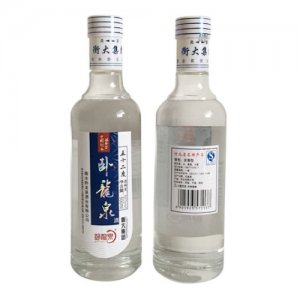 臥龍泉52度酒