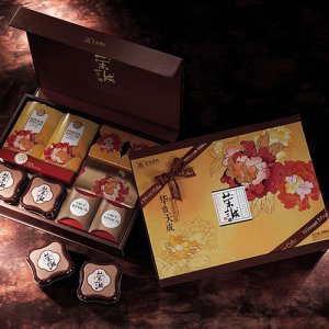 榮誠華貴天成月餅