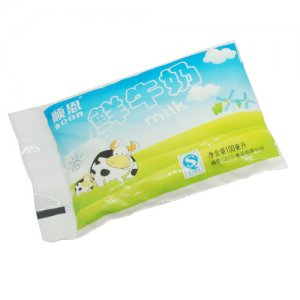 順恩鮮牛奶學(xué)生裝（100ml）