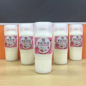 真果甘露果粒奶昔酸奶風味飲料草莓味