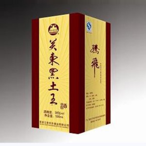 關(guān)東黑土王酒三年精品折光