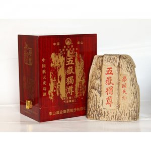 五岳獨(dú)尊酒（56° 2.5L）..