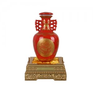 頤和園經(jīng)典紅花瓷白酒