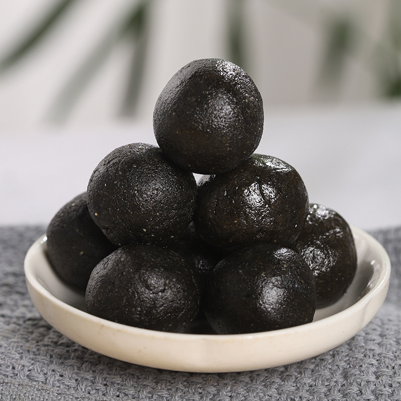 純手工黑芝麻丸即食袋裝九曬九蒸正品獨立小包裝手工健康養(yǎng)生零食3.jpg
