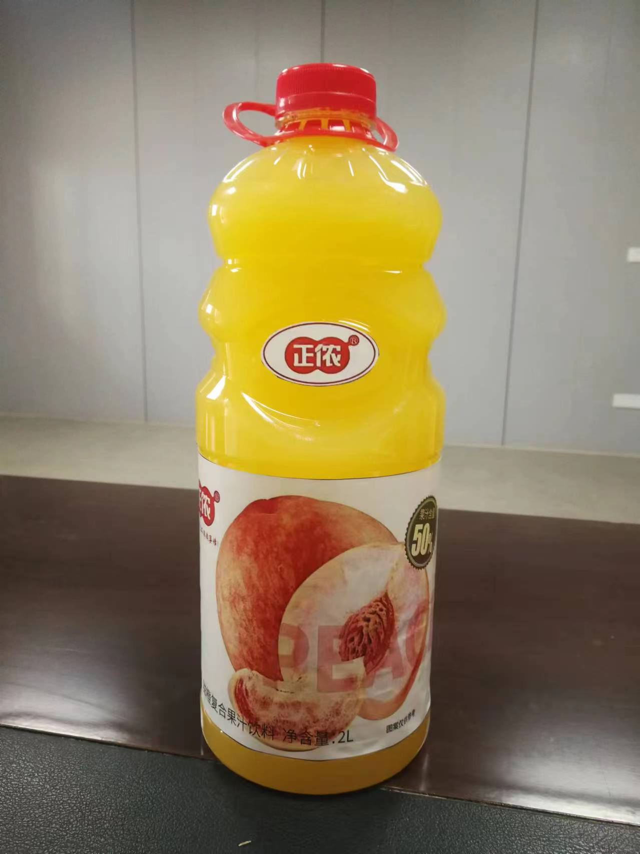 正儂蜜桃復(fù)合果汁飲料2L.jpg
