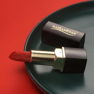 黛港顏霧面啞光小金鉆口紅代加工貼牌OEM/ODM