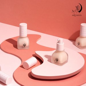 滋潤(rùn)保濕遮瑕粉底液貼牌定制代加工