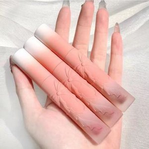 不沾杯絲絨霧面唇彩可OEM/ODM代工