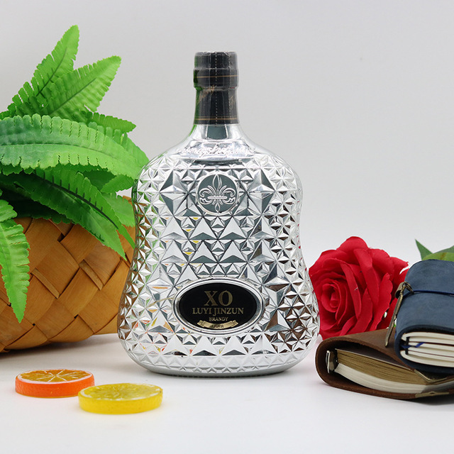 法國(guó)原酒路易XO白蘭地洋酒700ml40度貼牌定制代加工
