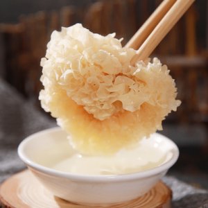 丑耳手工挑選古田銀耳干貨可OEM/ODM代工