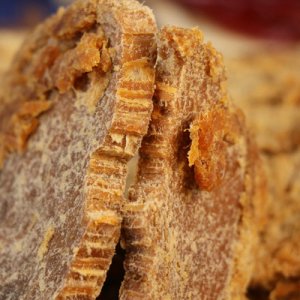 居家休閑零食風(fēng)干手撕雞肉塊雞肉條雞肉干巴條雞肉干OEM代加工