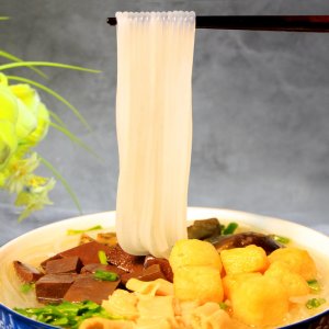 鴨血粉絲湯南京特產(chǎn)網(wǎng)紅小吃縱師傅OEM代加工