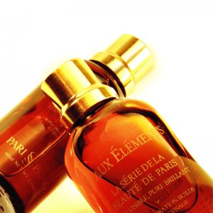 小麥胚芽潤(rùn)膚精油貼牌OEM/ODM