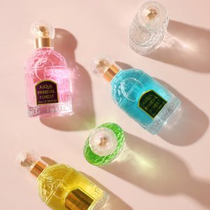 網(wǎng)紅爆款男女士小眾香水貼牌OEM/ODM