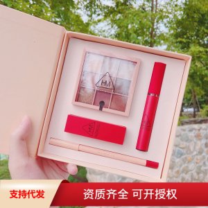 網(wǎng)紅3C家同款彩妝套盒可OEM/ODM代工
