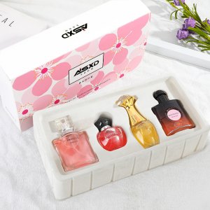 艾詩(shī)軒黛花果香調(diào)新款女士四件套香水禮盒套裝貼牌定制代加工