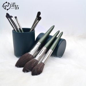 初學(xué)者9支綠云化妝刷OEM/ODM定制代加工