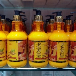 生姜洗發(fā)水滋養(yǎng)洗發(fā)露