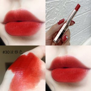 網(wǎng)紅同款細管口紅OEM/ODM定制代加工