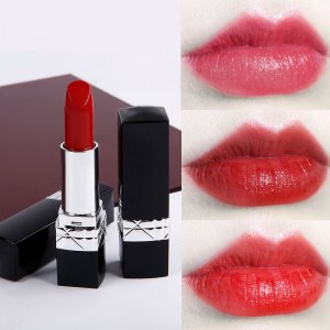 口紅不掉色保濕滋潤(rùn)不沾杯OEM代加工
