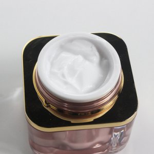 面霜保濕滋潤(rùn)補(bǔ)水OEM/ODM代加工