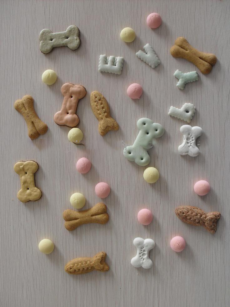 寵物骨性餅干怎么加工?一起來看看寵物骨性餅干代加工廠生產(chǎn)全過程