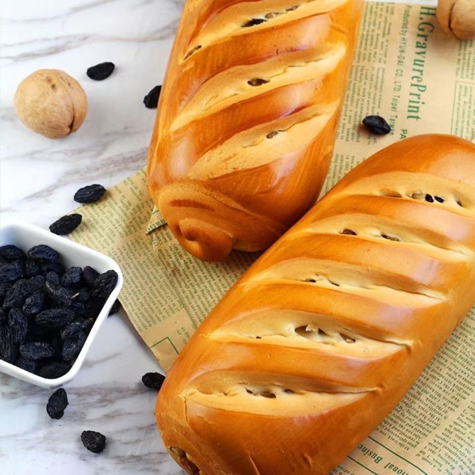 俄羅斯風(fēng)味大列巴果仁小麥堅果面包整條早餐營養(yǎng)烘焙面包多口味OEM代加工