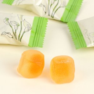 廠(chǎng)家直銷(xiāo) 木瓜葛根軟糖 爆漿糖果 零食現(xiàn)貨批發(fā) 可貼 可代