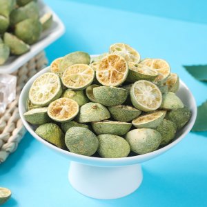 廠家供應(yīng) 凍干青金桔切半 網(wǎng)紅沖泡金桔檸檬百香果茶原料青金桔干